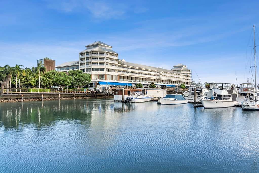 Shangri-La The Marina, Cairns, Great Barrier Reef, Australia